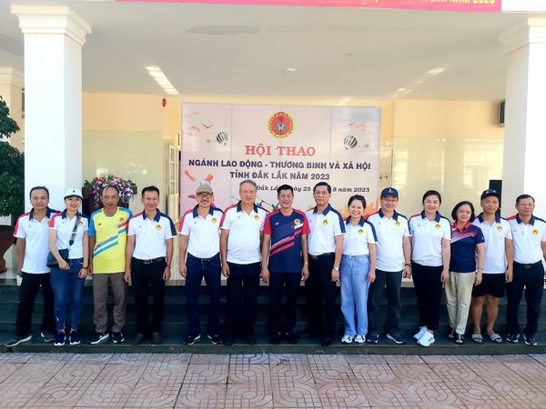 VCNLĐ Trung tâm Điều dưỡng NCC tham gia Hội Thao Ngành Lao động – TB&XH