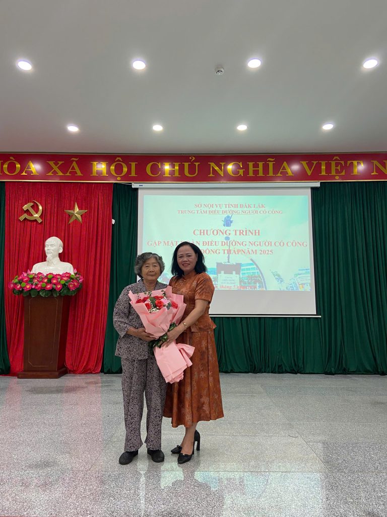 TRUNG TÂM ĐIỀU DƯỠNG NGƯỜI CÓ CÔNG TỈNH ĐẮK LẮK ĐÓN TIẾP VÀ TỔ CHỨC ĐIỀU DƯỠNG NGƯỜI  CÓ CÔNG VỚI CÁCH MẠNG  TỈNH ĐỒNG THÁP ĐỢT 1