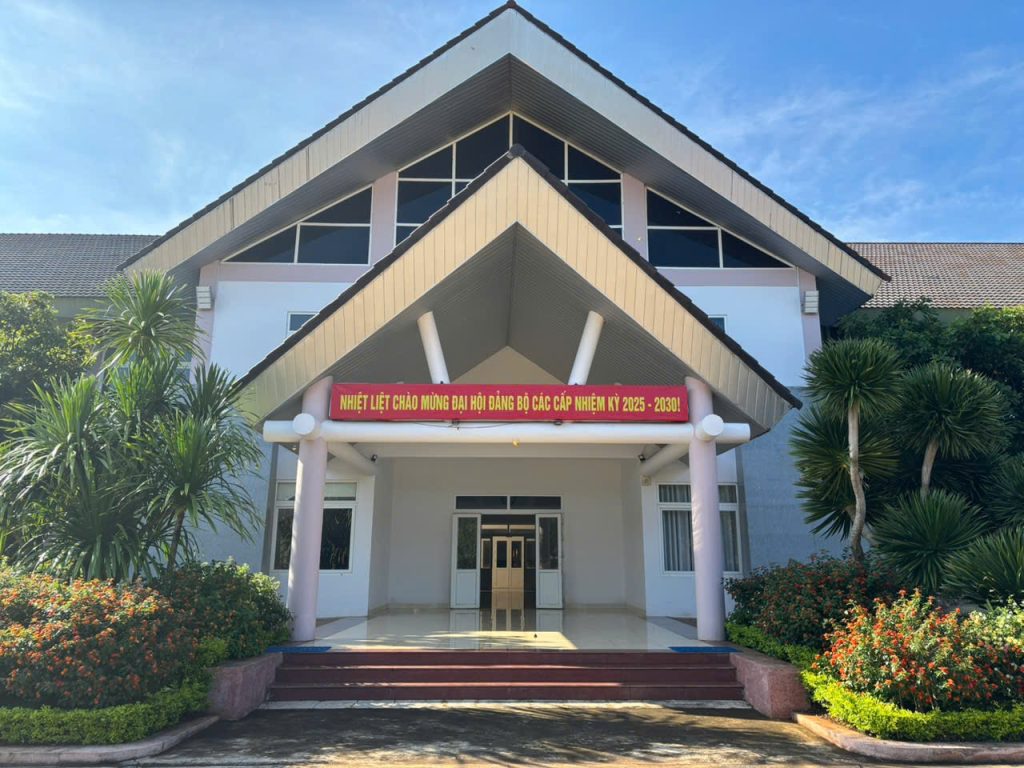 Trung tâm Điều dưỡng Người có công hưởng ứng các hoạt động chào mừng Đại hội Đảng bộ các cấp, tiến tới Đại hội Đảng bộ Uỷ ban nhân dân tỉnh Đắk Lắk lần thứ I, nhiệm kỳ 2025 – 2030